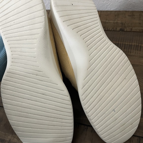 Allbirds The Wool Runners Womens Size 8 Yellow Athletic Shoes‎ Sneakers EUC - Picture 4 of 8